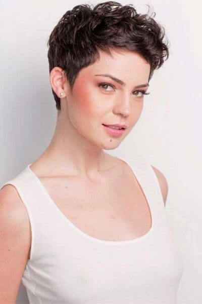 Dare To Be Bold 65 Irresistibly Cool Ways To Wear Your Short Wavy Hair Hair Motive Hair Motive