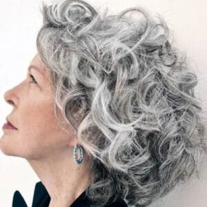 60+ Lovely Hairstyles for Women Over 50 in 2023 | Hair Motive
