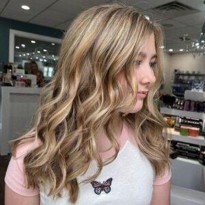 50 Honey Blonde Hair Ideas for Women in 2022 (with Images)