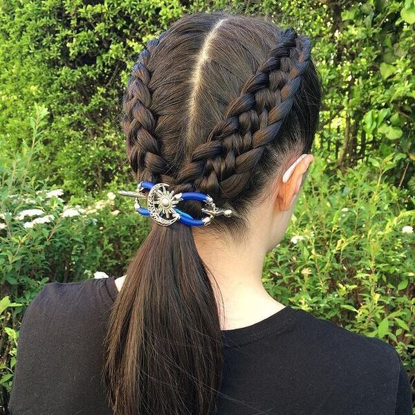 21 Best Hairstyles for Working Out in 2022
