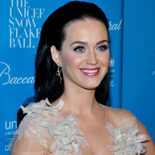 Katy Perry Hair - Simple and Gorgeous Hairstyle - a woman wearing a white beautiful gown