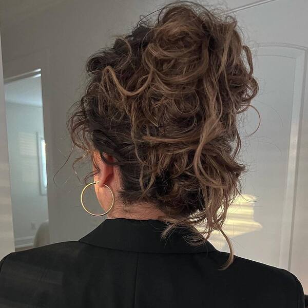 Messy Pinned Up Curls Hairstyle