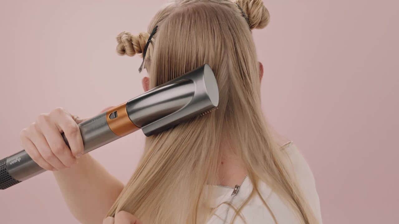 Dyson sypersonic and hair warp