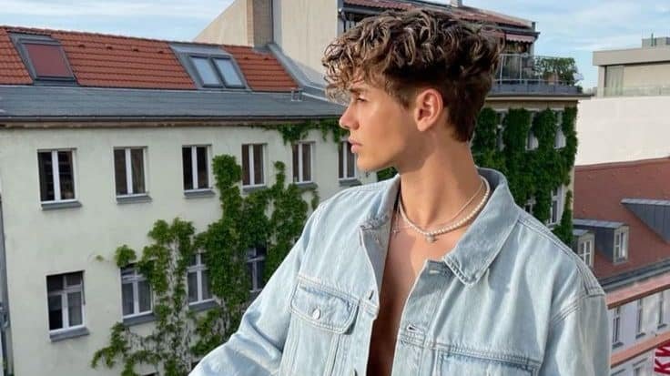 curly hairstyles for men