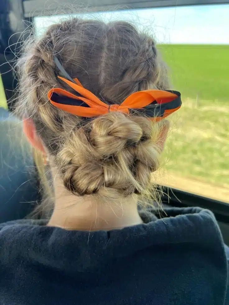 ribbon bun