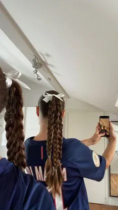 three ponytail hairstyle